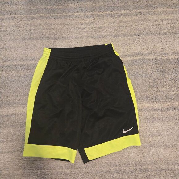 NIKE MEN LARGE L BASKETBALL  SHORTS BLACK GREEN WHITE SWOOSH - Picture 1 of 5